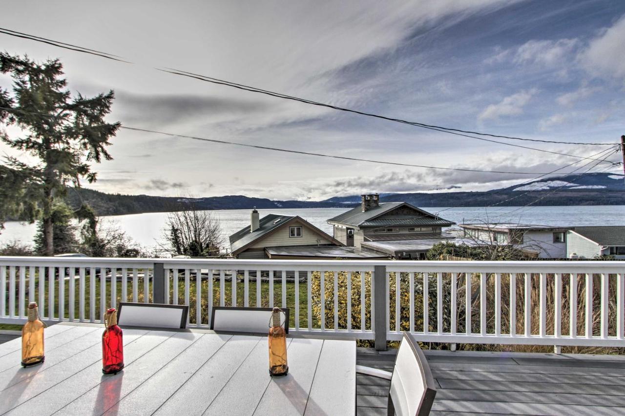 Idyllic Waterfront Cottage With Beach And Sunset Views Порт-Таунсенд Екстер'єр фото